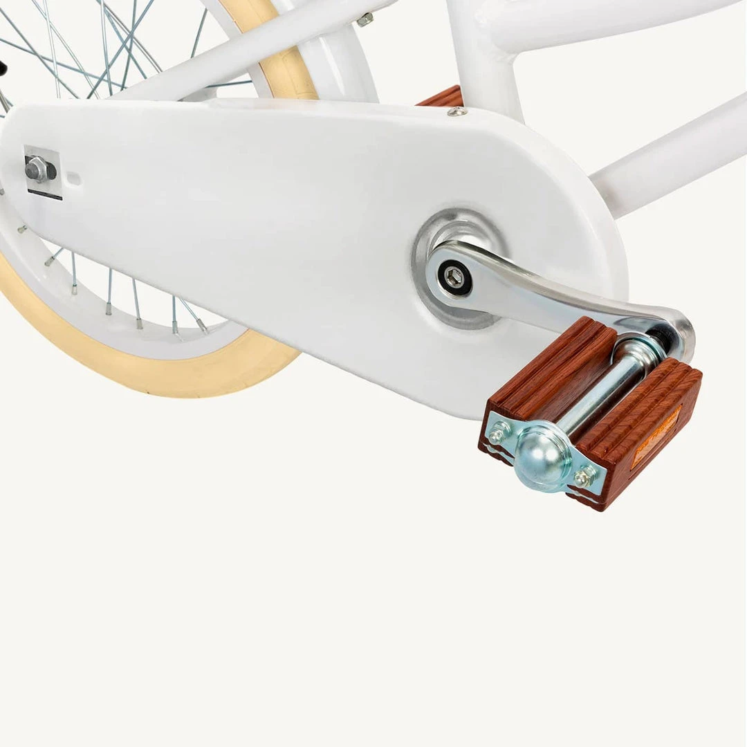 Banwood Classic Pedal Bicycle - White Bikes & Trikes 13 Banwood Classic Pedal Bicycle - White Bikes & Trikes