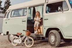 Banwood Classic Pedal Bicycle - White Bikes & Trikes 20 Banwood Classic Pedal Bicycle - White Bikes & Trikes