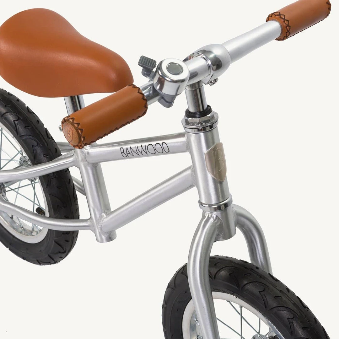 Banwood First Go Balance Bike - Chrome Special Edition Sale 5 Banwood First Go Balance Bike - Chrome Special Edition Sale