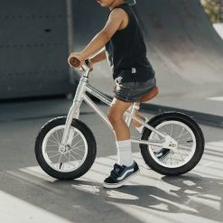 Banwood First Go Balance Bike - Chrome Special Edition Sale 18 Banwood First Go Balance Bike - Chrome Special Edition Sale