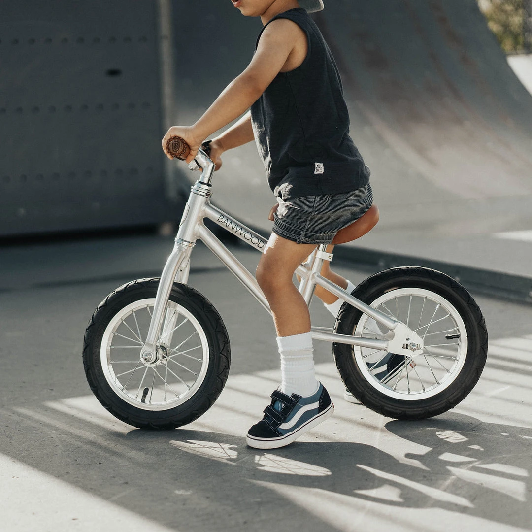 Banwood First Go Balance Bike - Chrome Special Edition Sale 6 Banwood First Go Balance Bike - Chrome Special Edition Sale