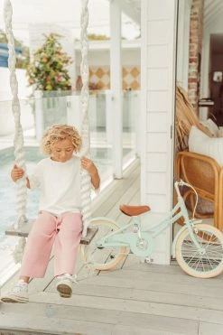 Banwood Classic Pedal Bicycle - Mint Bikes & Trikes 15 Banwood Classic Pedal Bicycle - Mint Bikes & Trikes