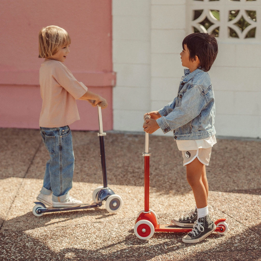 Banwood Scooter - Red Bikes & Trikes 11 Banwood Scooter - Red Bikes & Trikes