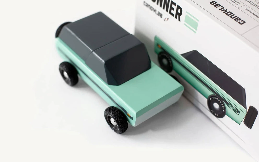 Candylab - The Runner 6 Candylab - The Runner