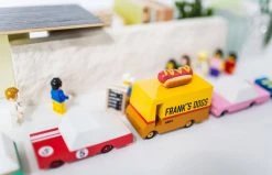 Candylab - Candyvan Hot Dog Van Toy Cars & Vehicles