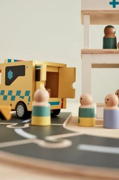 Kids Concept Kid's Concept - AIDEN Ambulance Pretend Play
