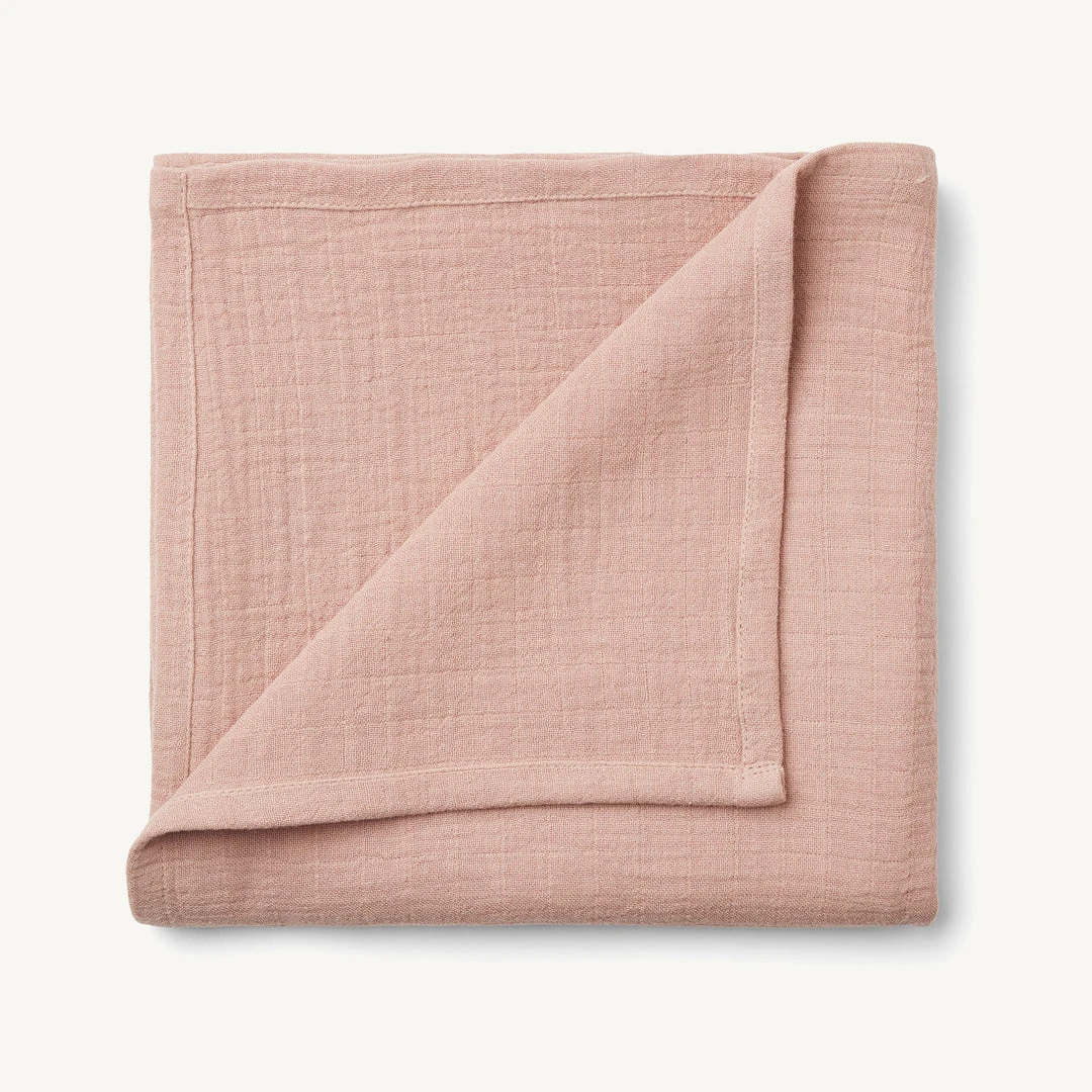 Liewood - Ben Organic Cotton Muslin Swaddle Solid - Rose 4 Liewood - Ben Organic Cotton Muslin Swaddle Solid - Rose