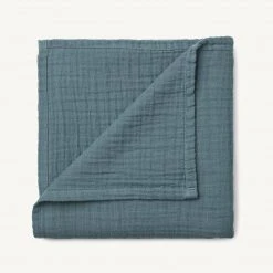 Liewood - Ben Organic Cotton Muslin Swaddle Solid - Whale Blue Sale 7 Liewood - Ben Organic Cotton Muslin Swaddle Solid - Whale Blue Sale