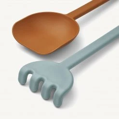 Liewood - Hilda Shovel & Rake - Mustard / Sea Blue Mix Holiday Shop