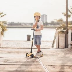 Scooters And Ride Ons Scoot And Ride Scooter - Highwaykick 3 LED In Lemon 9 Scooters And Ride Ons Scoot And Ride Scooter - Highwaykick 3 LED In Lemon