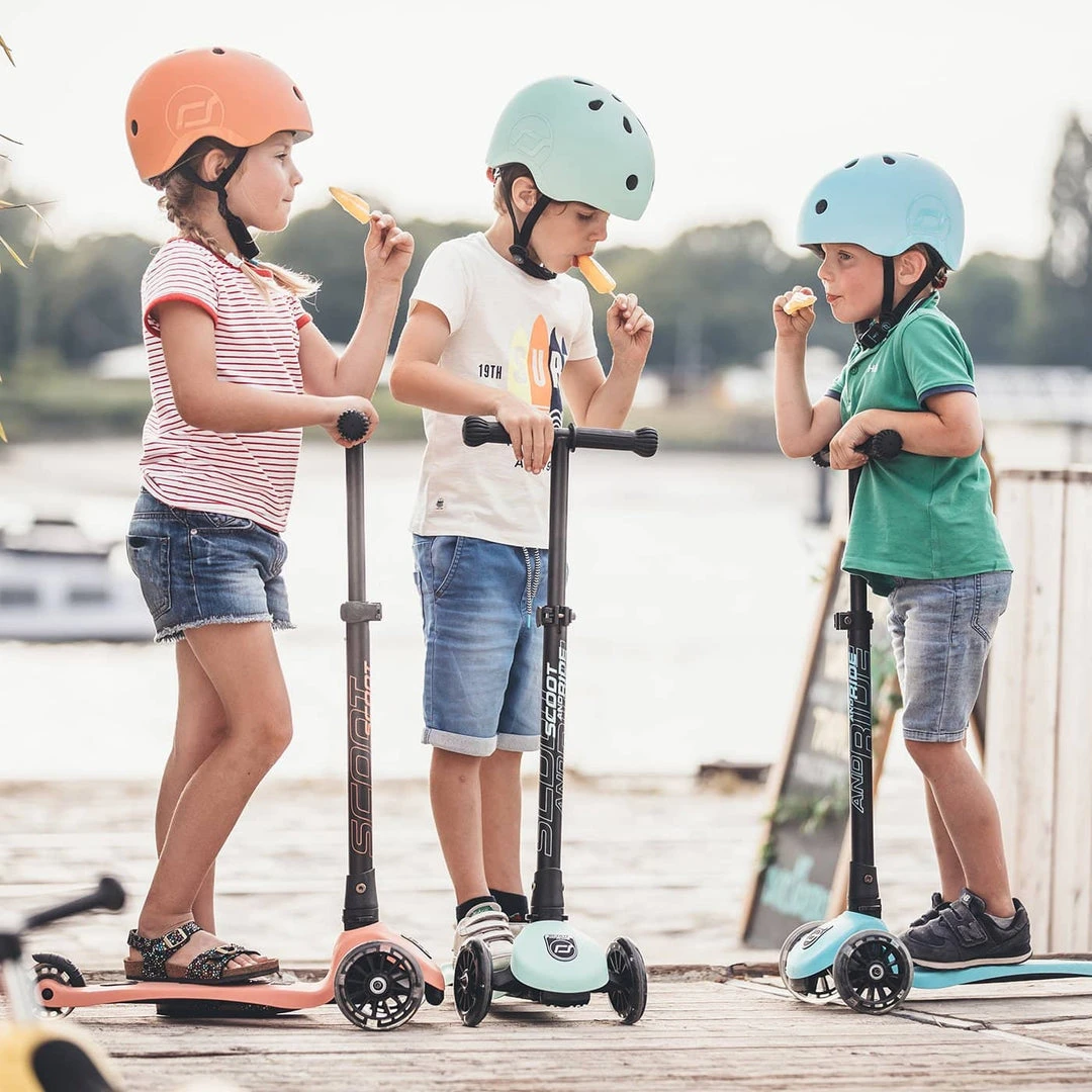 Scoot And Ride Scooter - Highwaykick 3 LED In Peach Scooters And Ride Ons 6 Scoot And Ride Scooter - Highwaykick 3 LED In Peach Scooters And Ride Ons