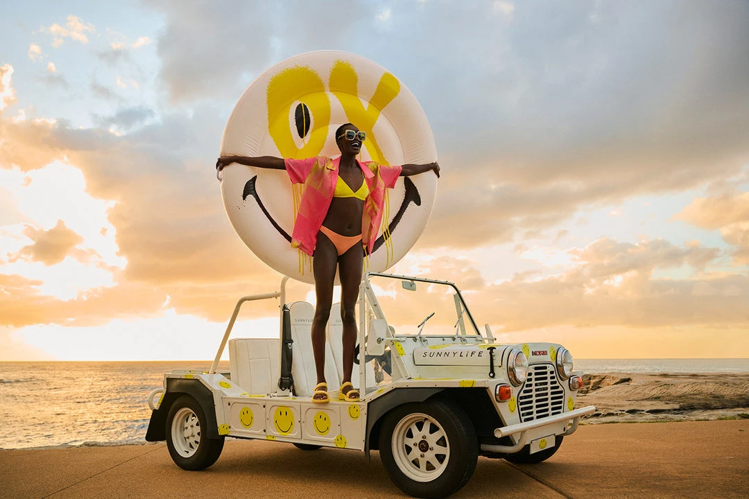 Sunnylife - Smiley 50th Birthday Luxe Lie-On Float Holiday Shop 6 Sunnylife - Smiley 50th Birthday Luxe Lie-On Float Holiday Shop