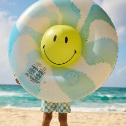 Sunnylife - Pool Ring & Ball Smiley Holiday Shop