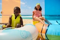 Sunnylife - Pool Ring & Ball Smiley Holiday Shop