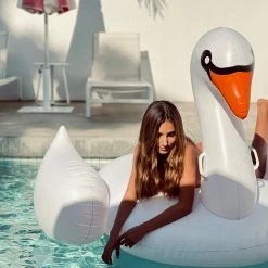 Sunnylife - Luxe Ride-On Swan